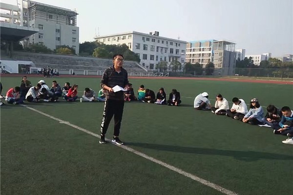 1实践十九大精神.jpg